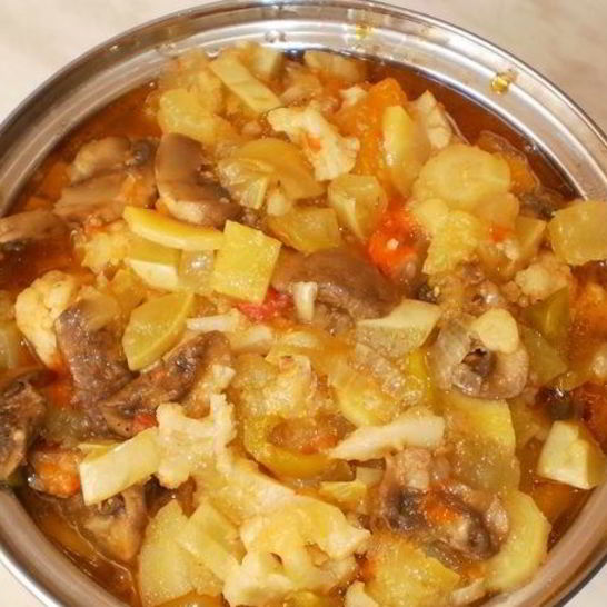 Рецепт овощного рагу с цветной капустой в мультиварке