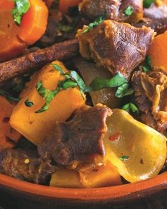 Пряное рагу из говяжьей голяшки