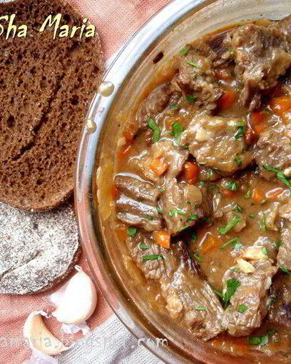 Рецепт рагу из говядины с подливой, запеченное под фольгой homequeen