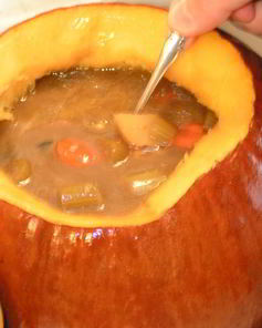 Рагу из говядины в печеной тыкве