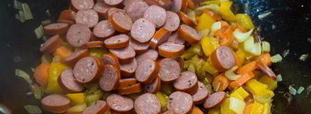 рагу из курицы с копчеными колбасками. Шаг 6