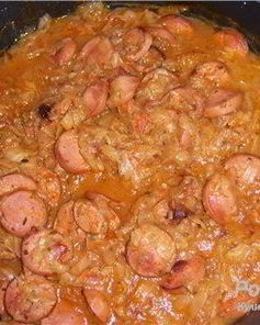 Рагу из сосисок с овощами и грибами