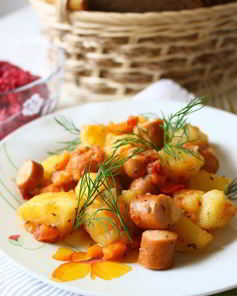 Рагу с картофелем и сосисками