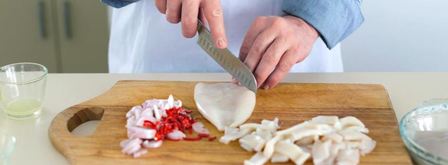 рисовая лапша с кальмарами и кокосовым соусом. Шаг 4