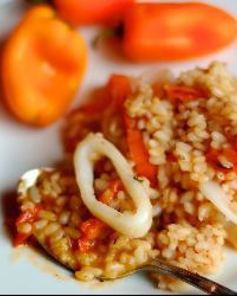 Ризотто с кальмарами и сладким перцем