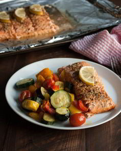 Красная рыба в духовке