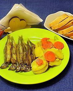 Мойва с картошкой в духовке