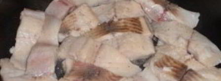 рыба в сметане на сковороде. Шаг 6