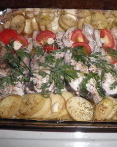 Толстолоб запеченный с картофелем