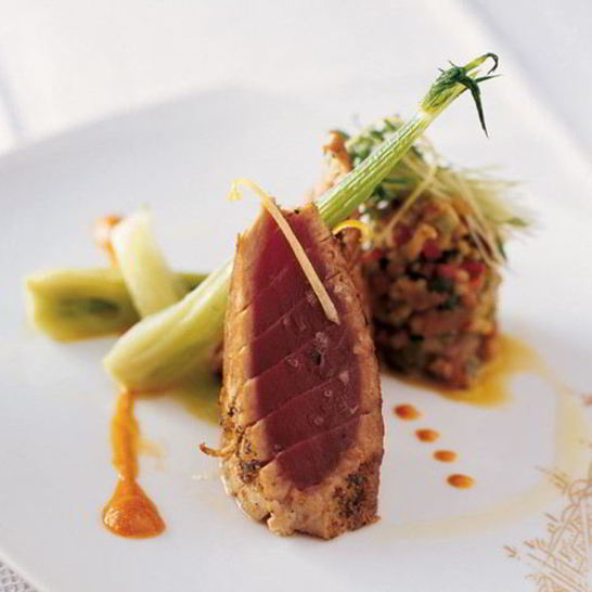 Рецепт тунца с перцем и апельсиновой водой