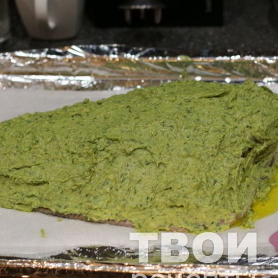 Рецепт запеченного палтуса с авокадо и кедровыми орехами