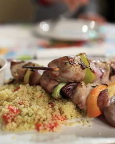 Шашлычки из барашка с кускусом и овощами