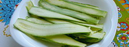 шашлычки из фрикаделек с виноградом и помидорами. Шаг 4