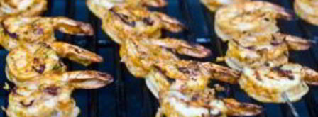 шашлычки из креветок на гриле. Шаг 6