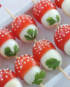 Шашлычки из перепелиных яиц