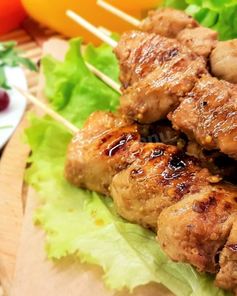 Шашлык из индейки в клюквенно медовом маринаде