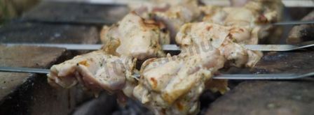 шашлык из курицы на пиве с молоком. Шаг 8