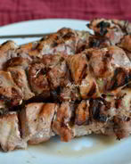 Свиной шашлык на красном вине