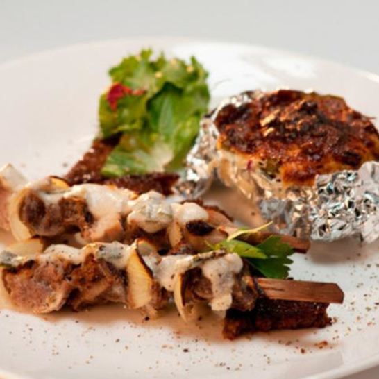 Рецепт цыганский шашлык из четырех видов мяса с черным хлебом