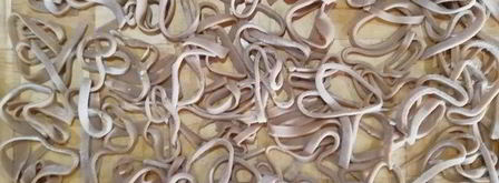 соба — гречневая лапша с говядиной и овощами. Шаг 6