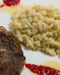 Говяжий стейк с булгуром