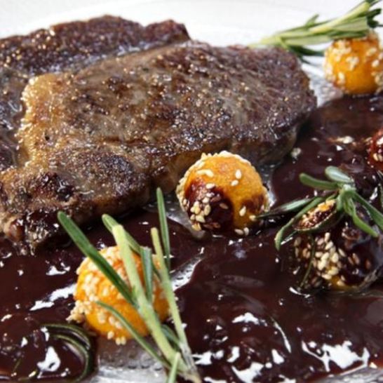 Рецепт шоколадного соуса к стейку