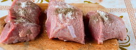 стейк из говядины на сковороде. Шаг 2