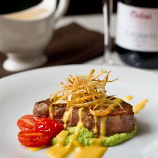 Рецепт стейка из говядины с тыквенным соусом и пюре из брокколи