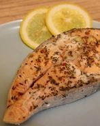 Стейк из лосося на пару