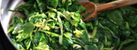 стейк с грибным соусом и сливочным шпинатом. Шаг 3