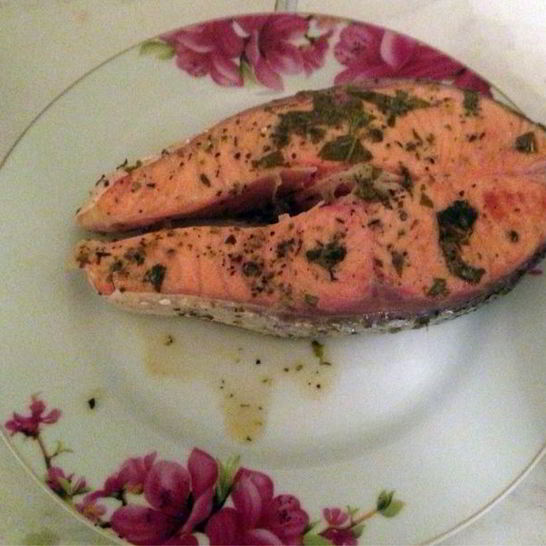 Рецепт стейка семги с базиликом