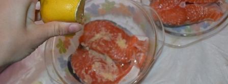 стейк семги в чесночном соусе. Шаг 2