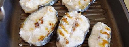 стейки-гриль из зубатки под сливочным соусом. Шаг 5