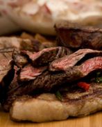 Три вида стейков и томатный салат