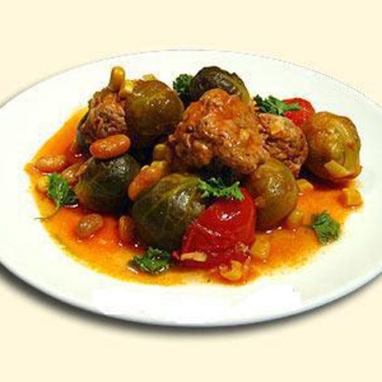 Рецепт брюссельськой капусты с тефтельками в соусе