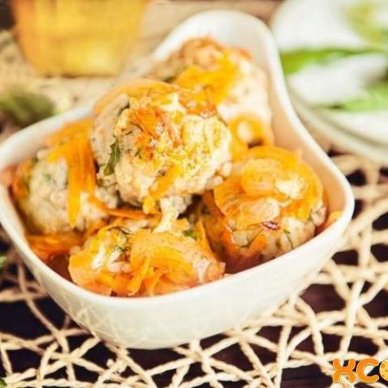 Рецепт рыбных тефтелей в томатном соусе