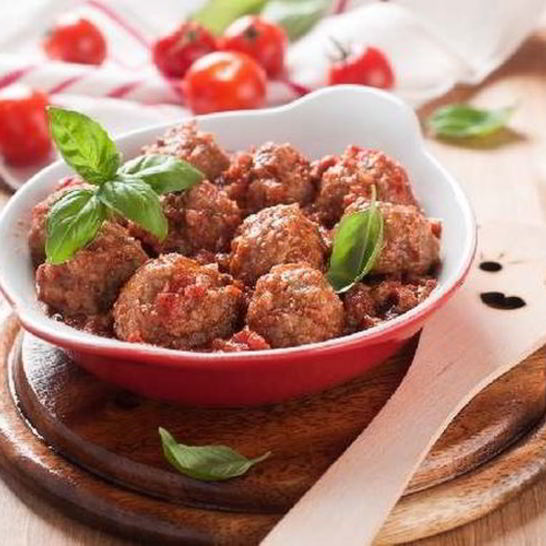 Рецепт сочных тефтелек в сливочно-томатном соусе