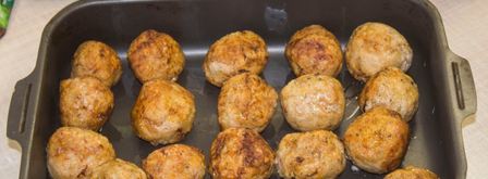 тефтели без риса с подливкой в духовке. Шаг 15