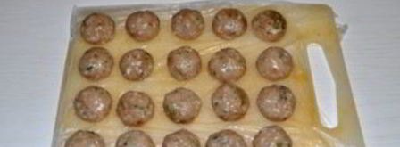 тефтели куриные в сметанном соусе. Шаг 2