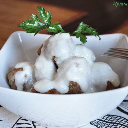 Рецепт тефтелей под сливочным соусом