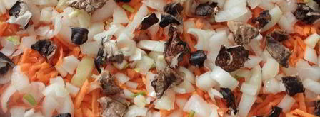 тефтели с гречкой и грибами, запеченные в ряженке. Шаг 6