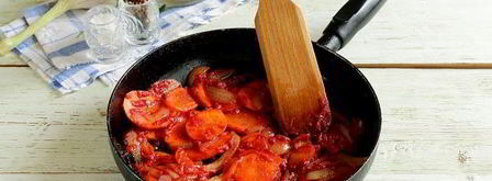 тефтели с подливкой на сковороде. Шаг 6