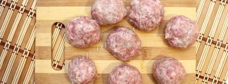 тефтели в томате с фасолью и перцем. Шаг 4