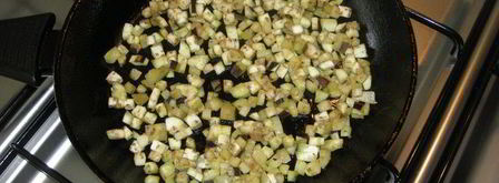 тефтельки по-гречески с дзадзыки. Шаг 2