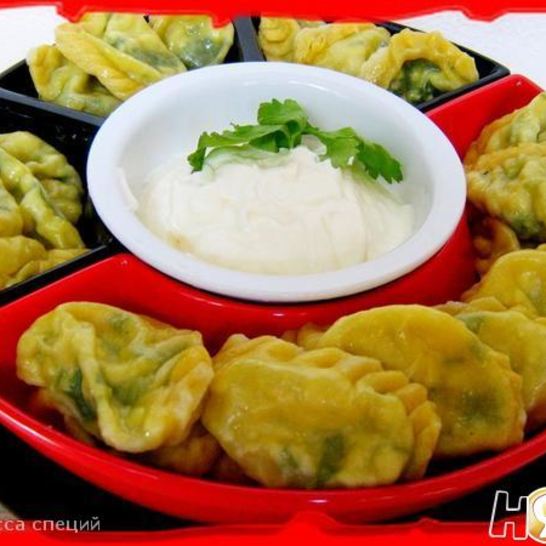 Рецепт паровых вареников с зеленью и яйцом