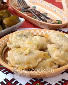 Вареники из теста на кефире с картошкой и грибами