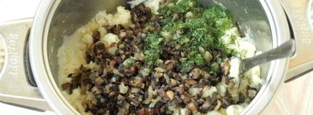 вареники из теста на кефире с картошкой и грибами. Шаг 4