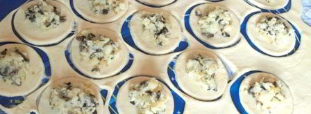 вареники из теста на кефире с картошкой и грибами. Шаг 7