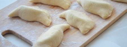 вареники из цельнозерновой муки с половинками слив. Шаг 9