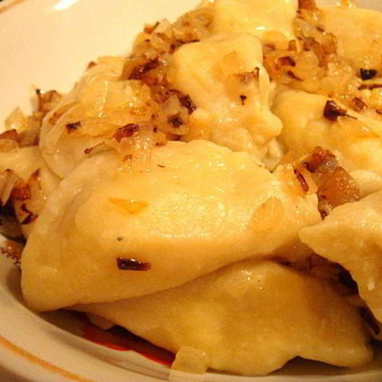 Рецепт вареников на заварном тесте с сюрпризами в двух начинках